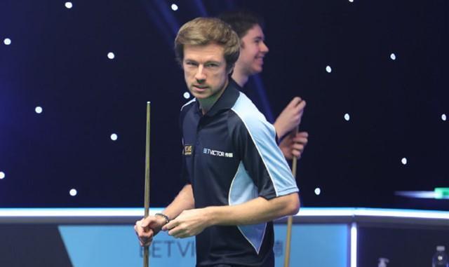 白科比？美媒对比里夫斯和科比前五个赛季数据，几乎一模一样