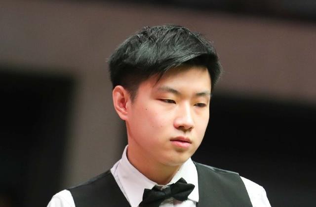 特德斯科：德布劳内能发现其他人发现不了的空当，并传出好球